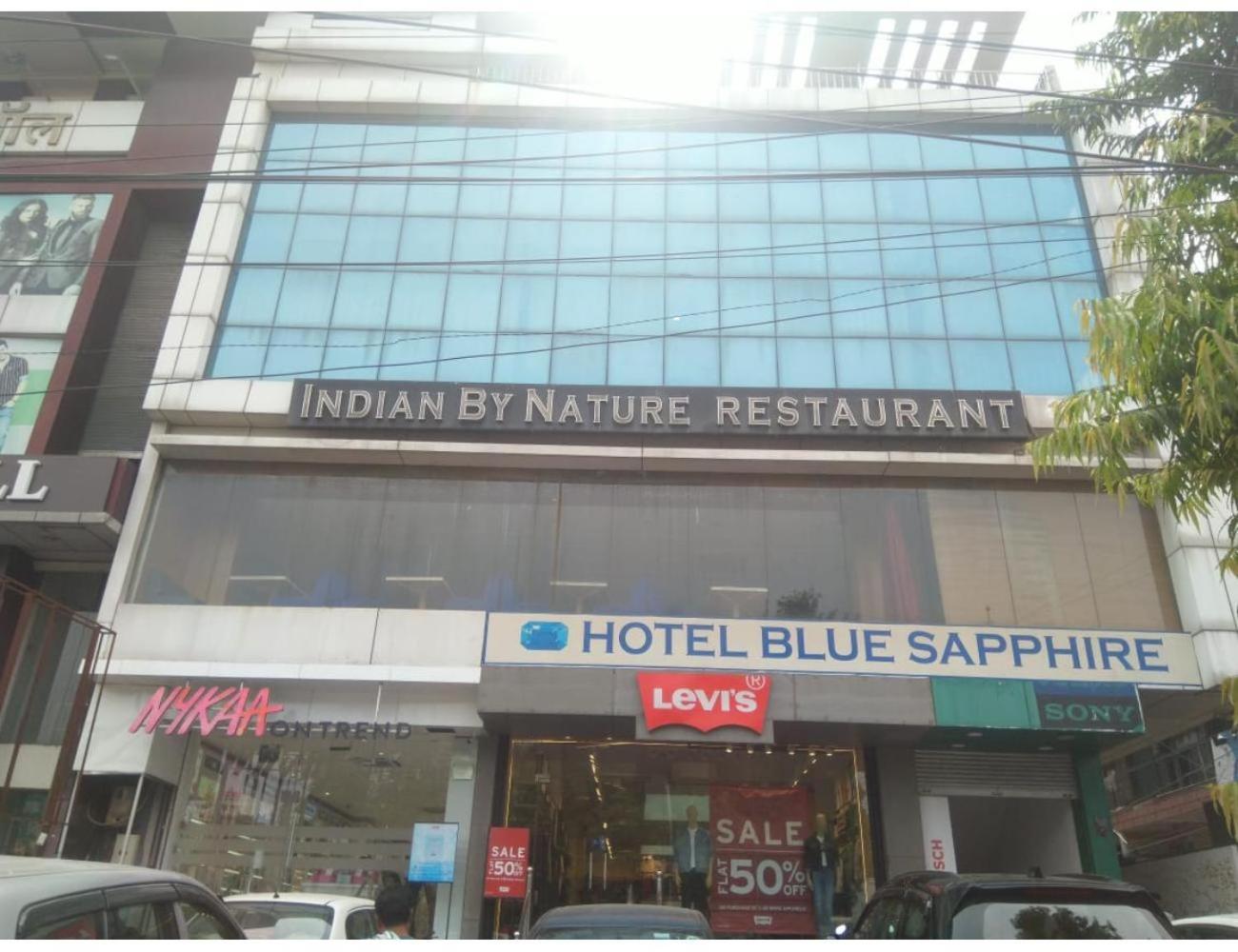 Hotel Blue Sapphire, Agra آغْرا المظهر الخارجي الصورة